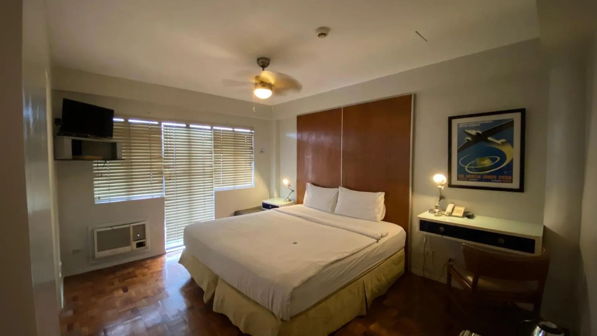 The Clipper House, Poblacion Makati Manila 0*,
